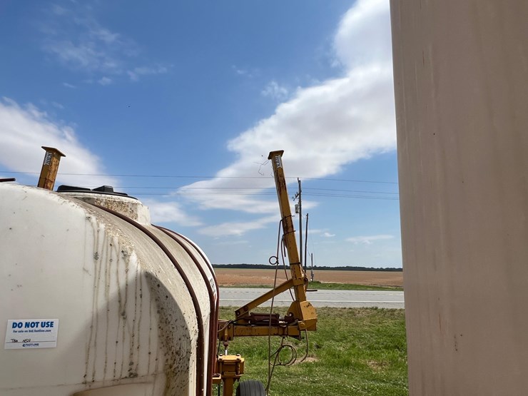 no-reserve-kbh-applicator-tank-trailer-image-3