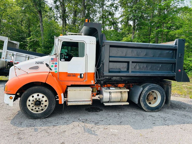 2005-kenworth-t300-image-2