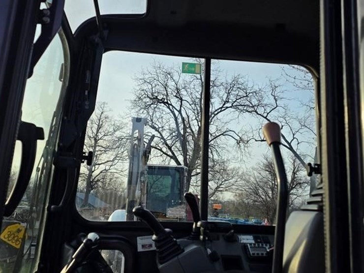 2019-bobcat-e55-image-59