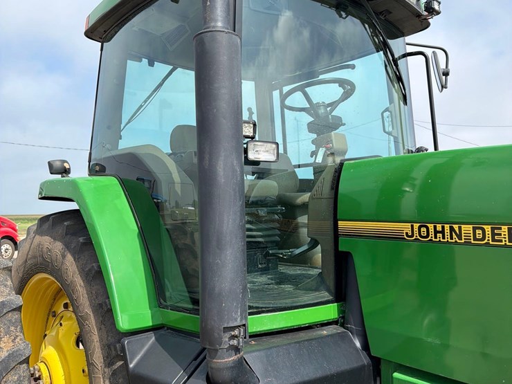 john-deere-8200-image-38