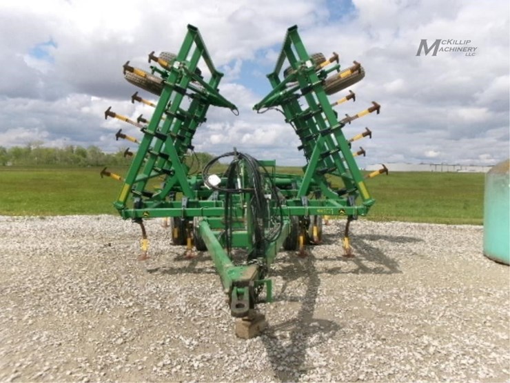 2001-john-deere-980-image-2