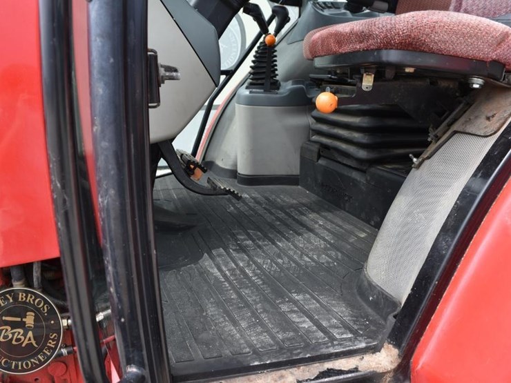 2006-mccormick-cx105-image-40