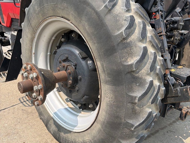 case-ih-7220-image-3