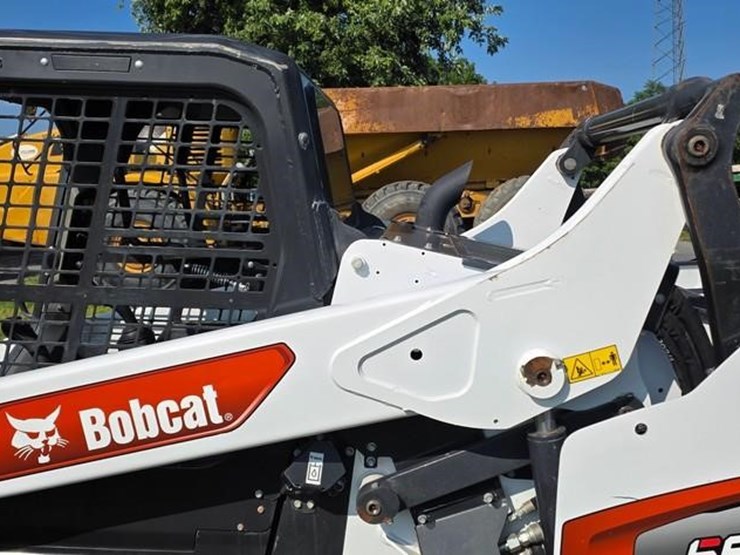 2020-bobcat-s64-image-22