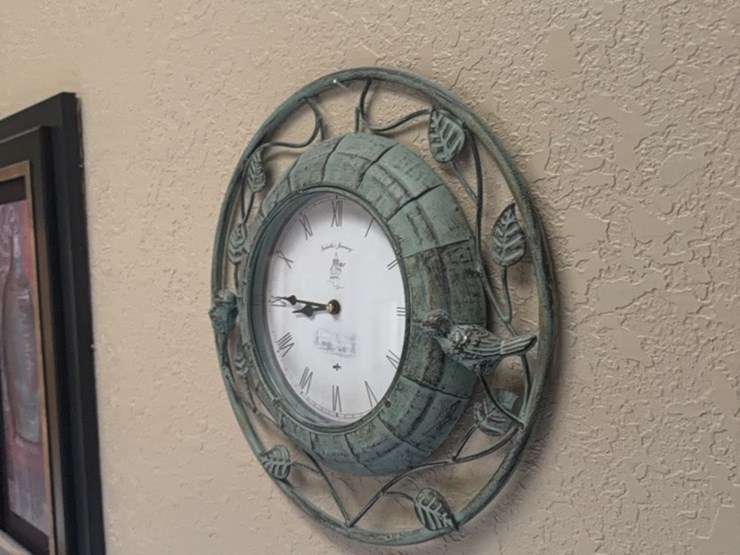 two-picture-set-and-clock-image-7