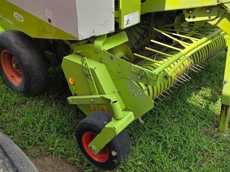 claas-rollant-250rc-image-6