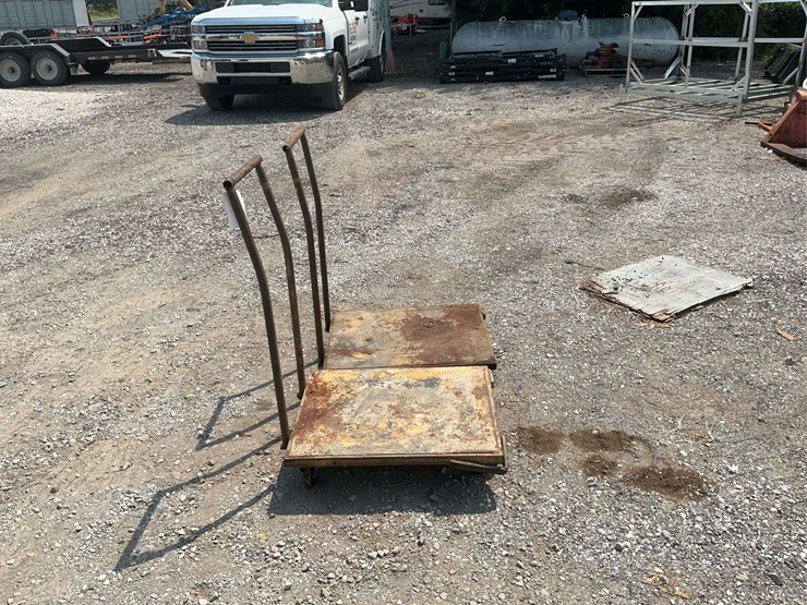 4-wheel-cart-with-handle-image-2