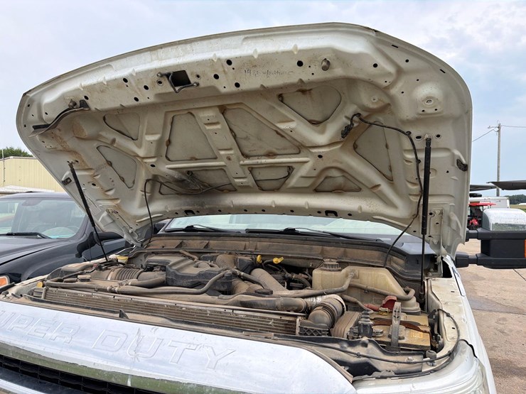 2010-ford-f350-image-53
