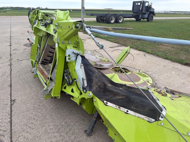2019-claas-orbis-750-image-15