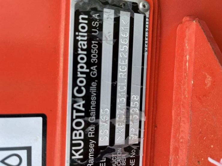 2024-kubota-ssv65-image-7