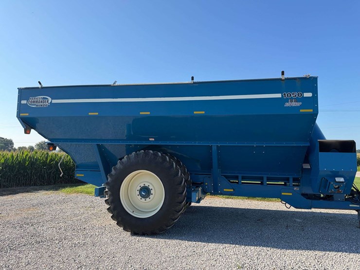 2002-kinze-1050-image-5