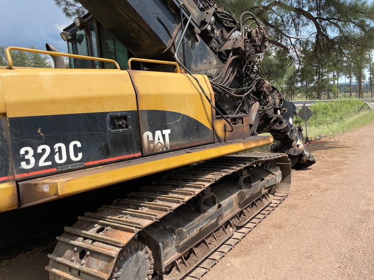 2005-caterpillar-320c-image-16