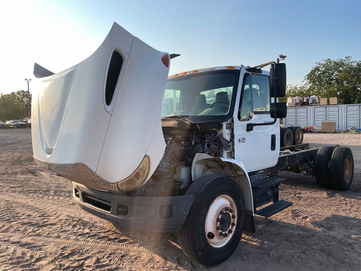 2003-international-durastar-4200-image-77