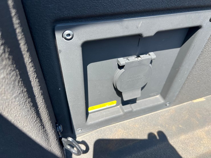 ford-f150-lariat-image-29