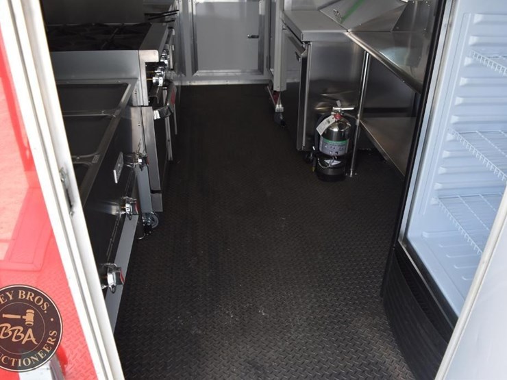 2024-quality-cargo-food-trailer-46478-image-31