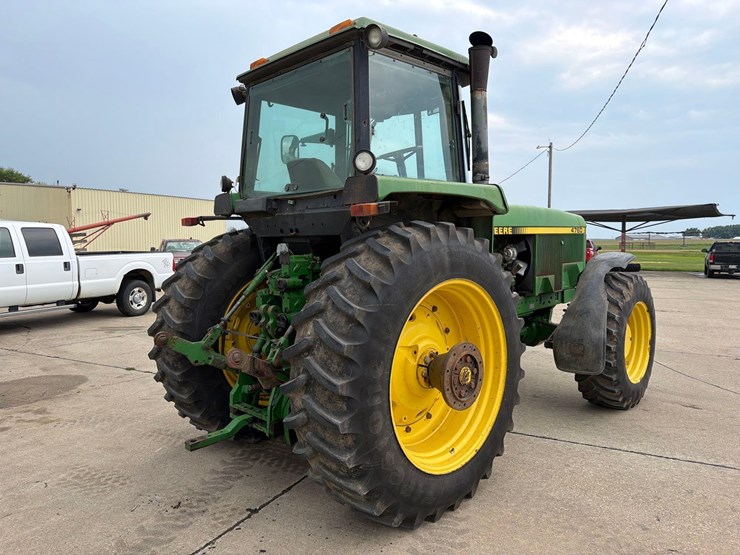 john-deere-4760-image-4