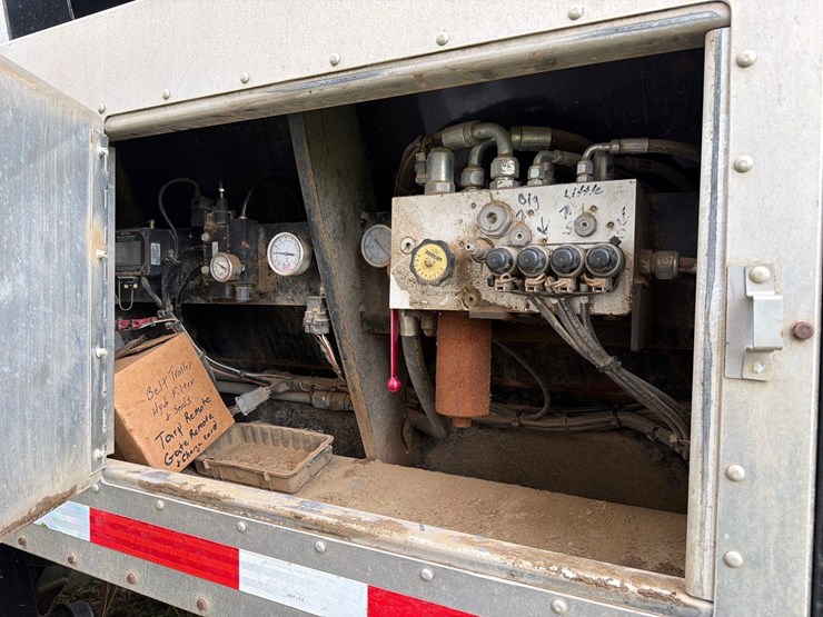 2019-aulick-48ft-semi-live-bottom-belt-trailer-image-13