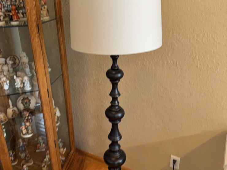 modern-day-floor-lamp,-new-condition-image-15