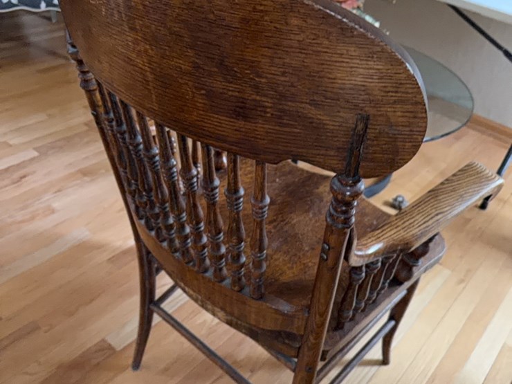 antique-oak-sitting-chair,-excellent-condition-image-12