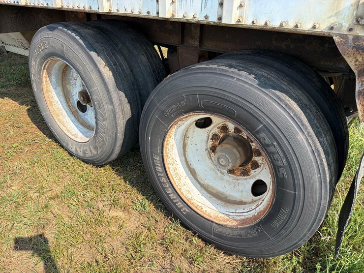 1987-merrit-aluminum-41ft-grain-trailer-image-9