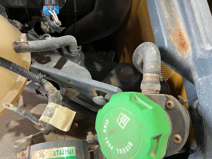 deere-324g-image-37