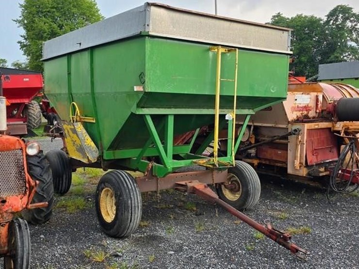 westerndorf-gravity-wagon-image-1