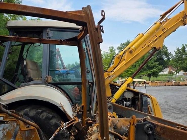 2020-john-deere-4052r-image-10