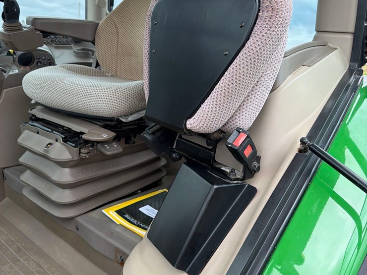 2021-john-deere-6155r-image-38