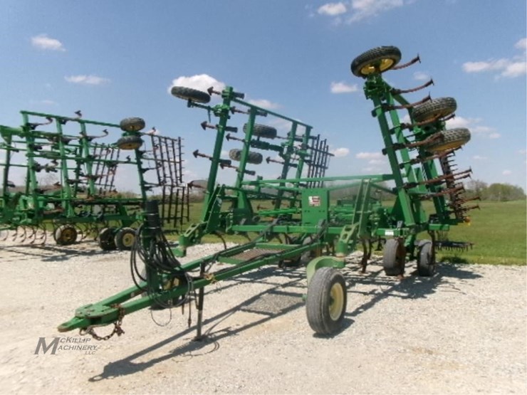 2003-john-deere-2210-image-15