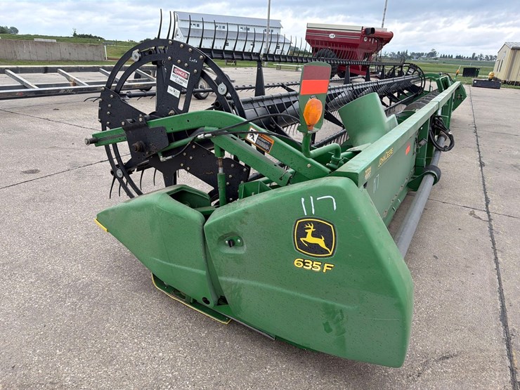 2009-john-deere-635f-image-6