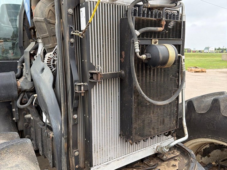 2009-new-holland-t8050-image-59