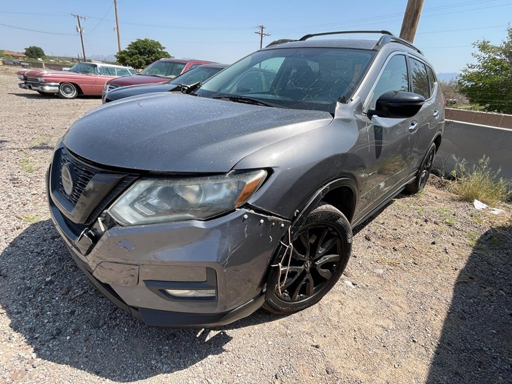 2018-nissan-rogue-image-58