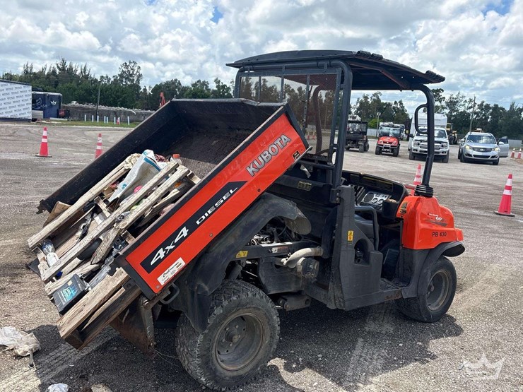 2013-kubota-rtv900-image-3