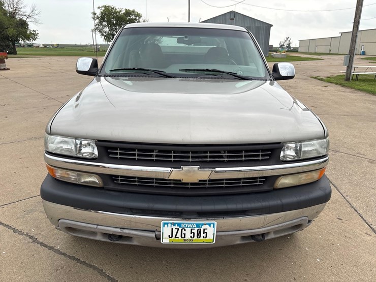 1999-chevrolet-k2500-image-14