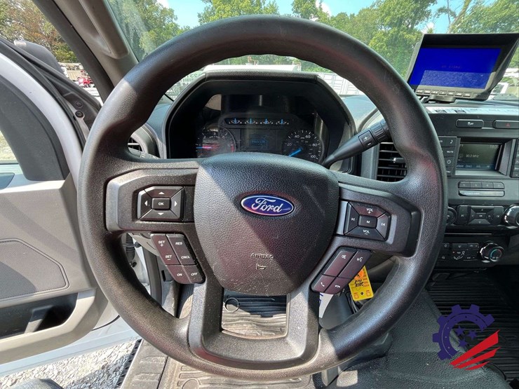 2017-ford-f550-xl-image-59
