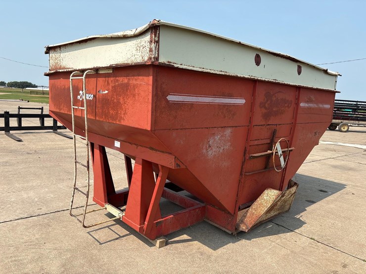 demco-325-image-2
