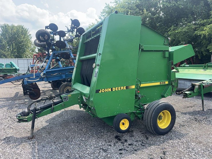 john-deere-535-image-2