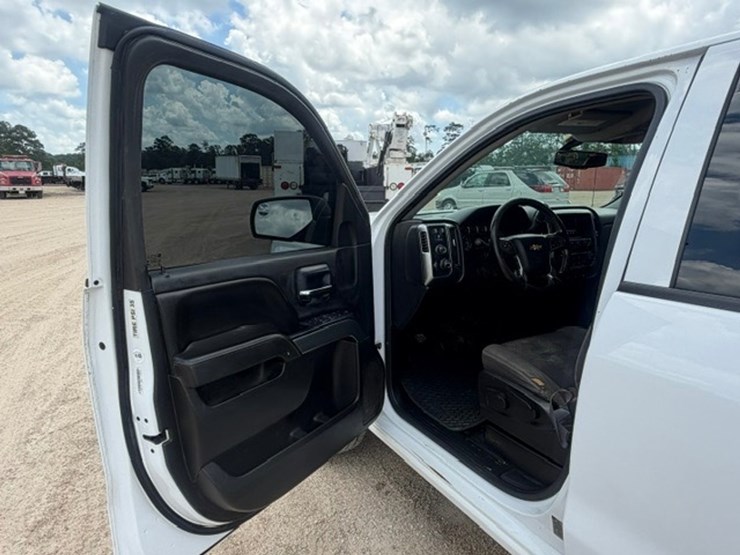2014-chevrolet-1500-image-31