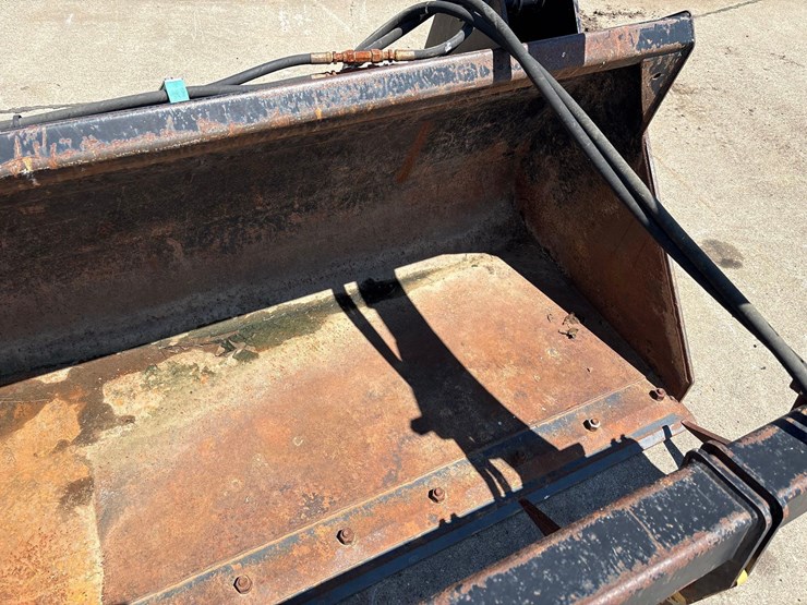john-deere-640-image-10