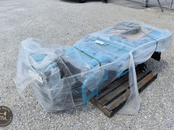 three-wheel-golf-cart-with-dump-bed-48486-image-4