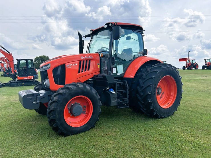 2024-kubota-m7-174-image-3