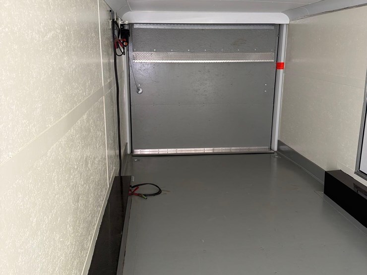 2020--haulmark-grizzly-hd-8-1/2ft-x-24ft-enclosed-trailer----like-new-image-29