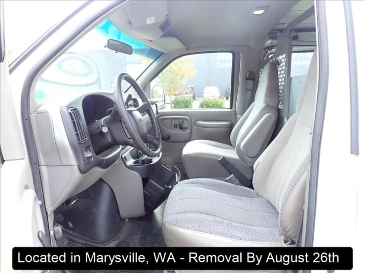 2001-chevrolet-express-3500-image-4