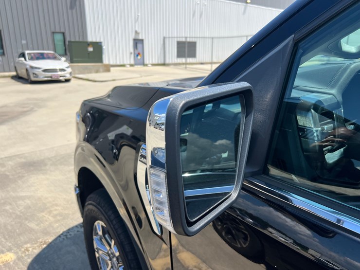 ford-f150-lariat-image-38