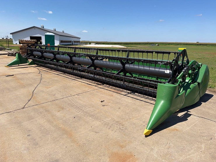 john-deere-630f-image-2