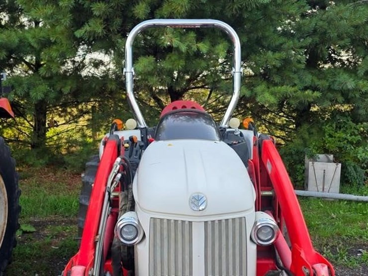 new-holland-boomer-8n-image-32