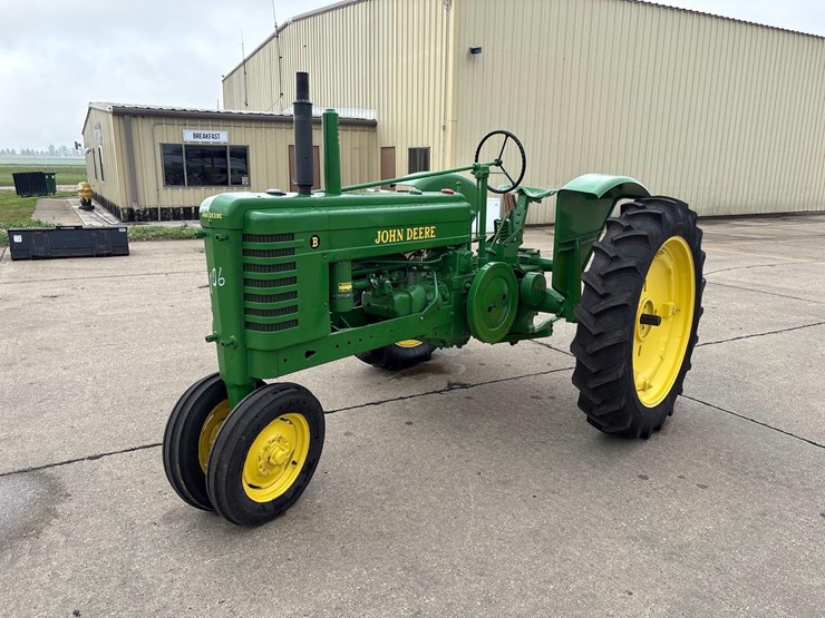 john-deere-b-image-1