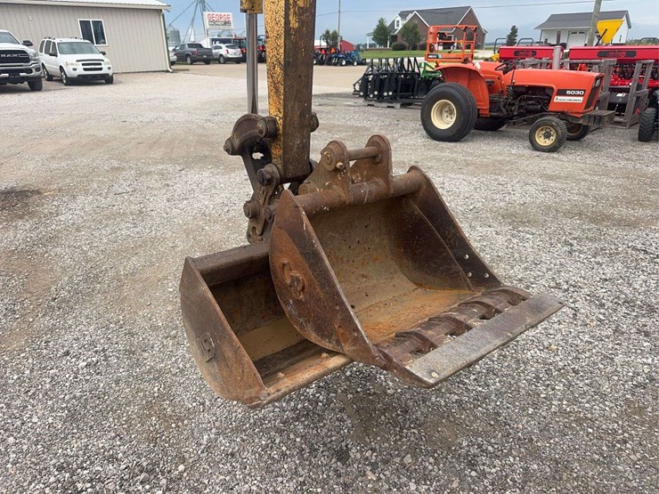 komatsu-pc35mr-image-7