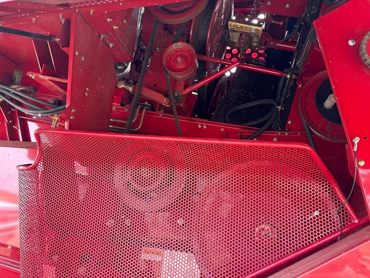 2005-case-ih-2377-image-40