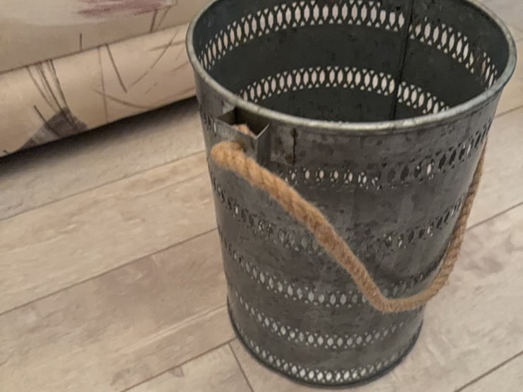 metal-can-with-rope-handle,-unique-image-4